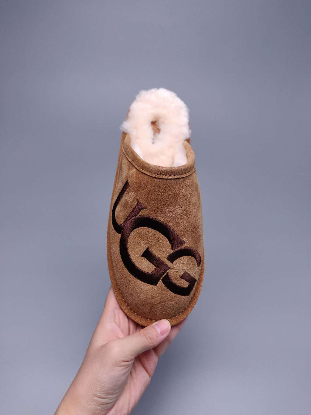 Chestnut G-Style Indoor Slippers – In Stock