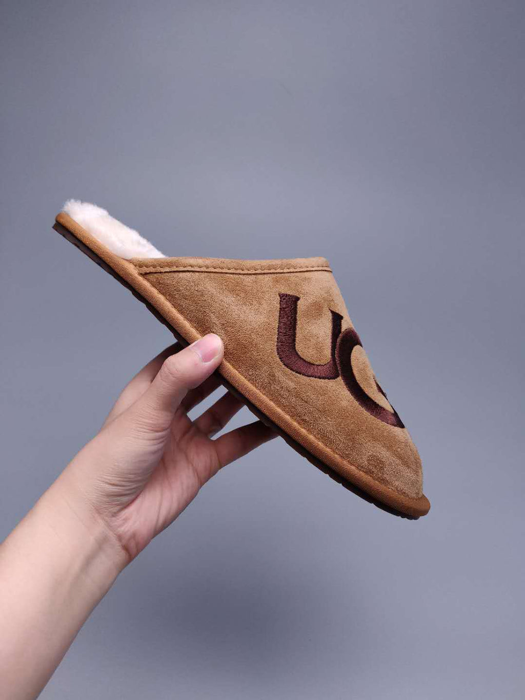 Chestnut G-Style Indoor Slippers – In Stock