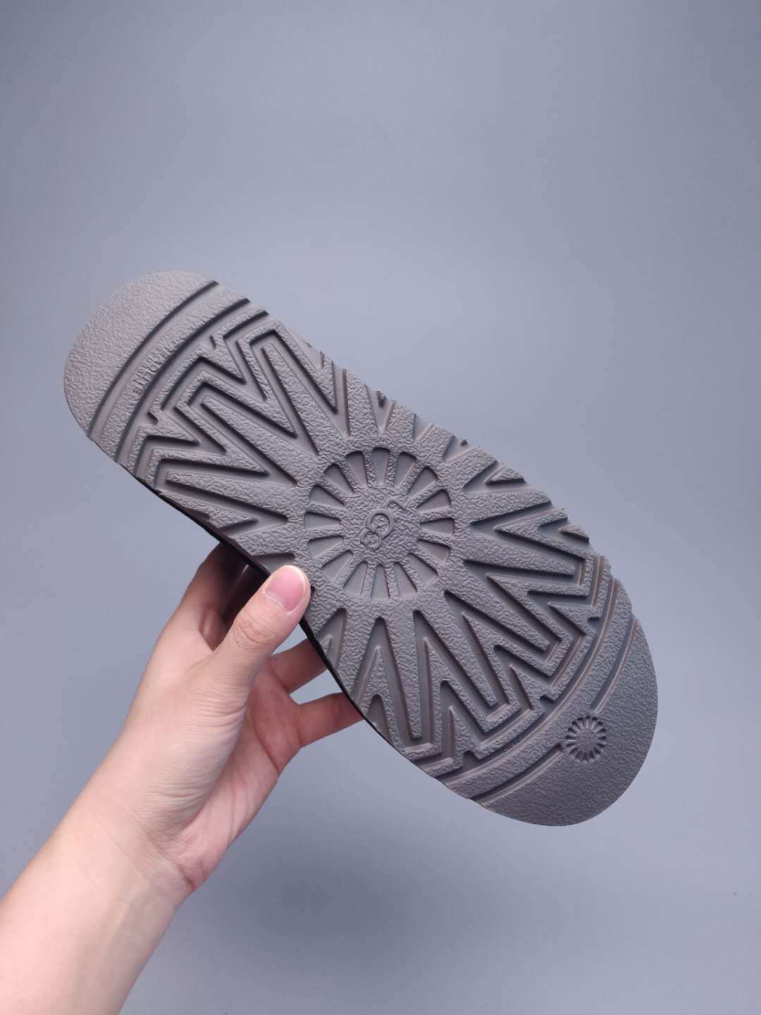 Black Men's Slip-On Low-Top Shoes – In Stock