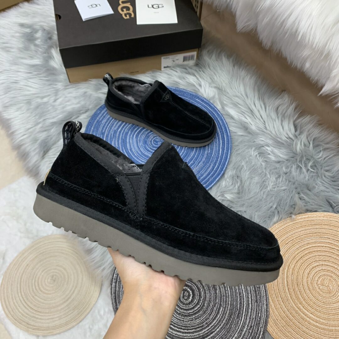 Black Men's Slip-On Low-Top Shoes – In Stock