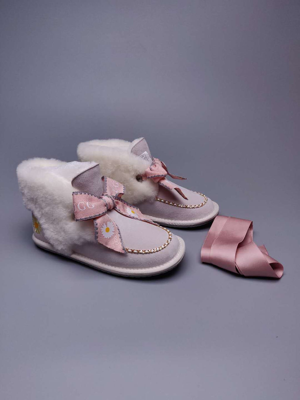 Milkshake White Daisy Chain Ribbon Shoes – In Stock