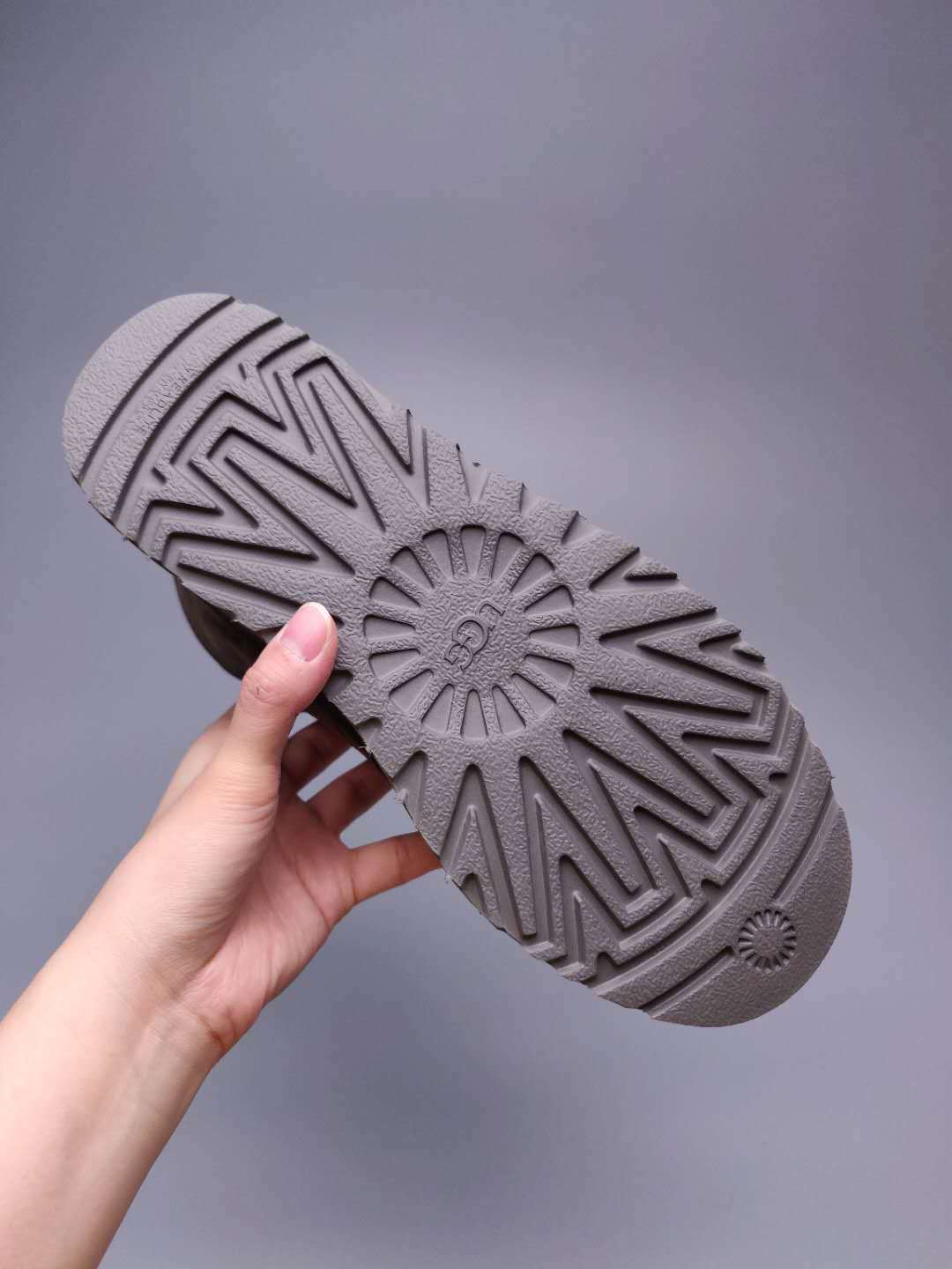 Gray Men's Casual Lace-Up Shoes – In Stock