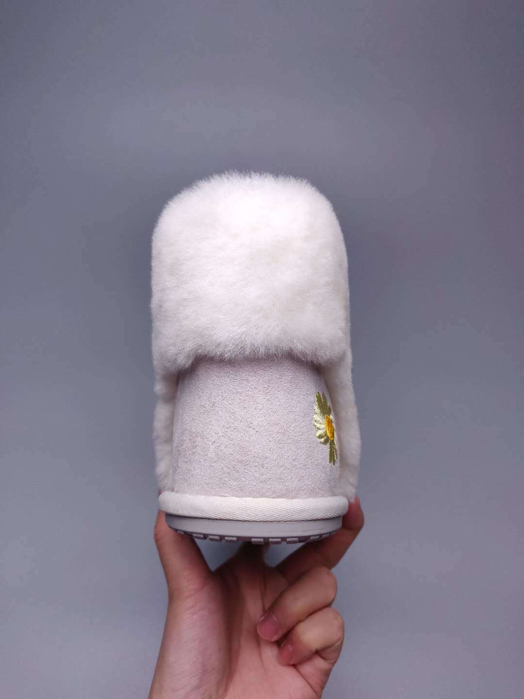 Milkshake White Daisy Chain Ribbon Shoes – In Stock