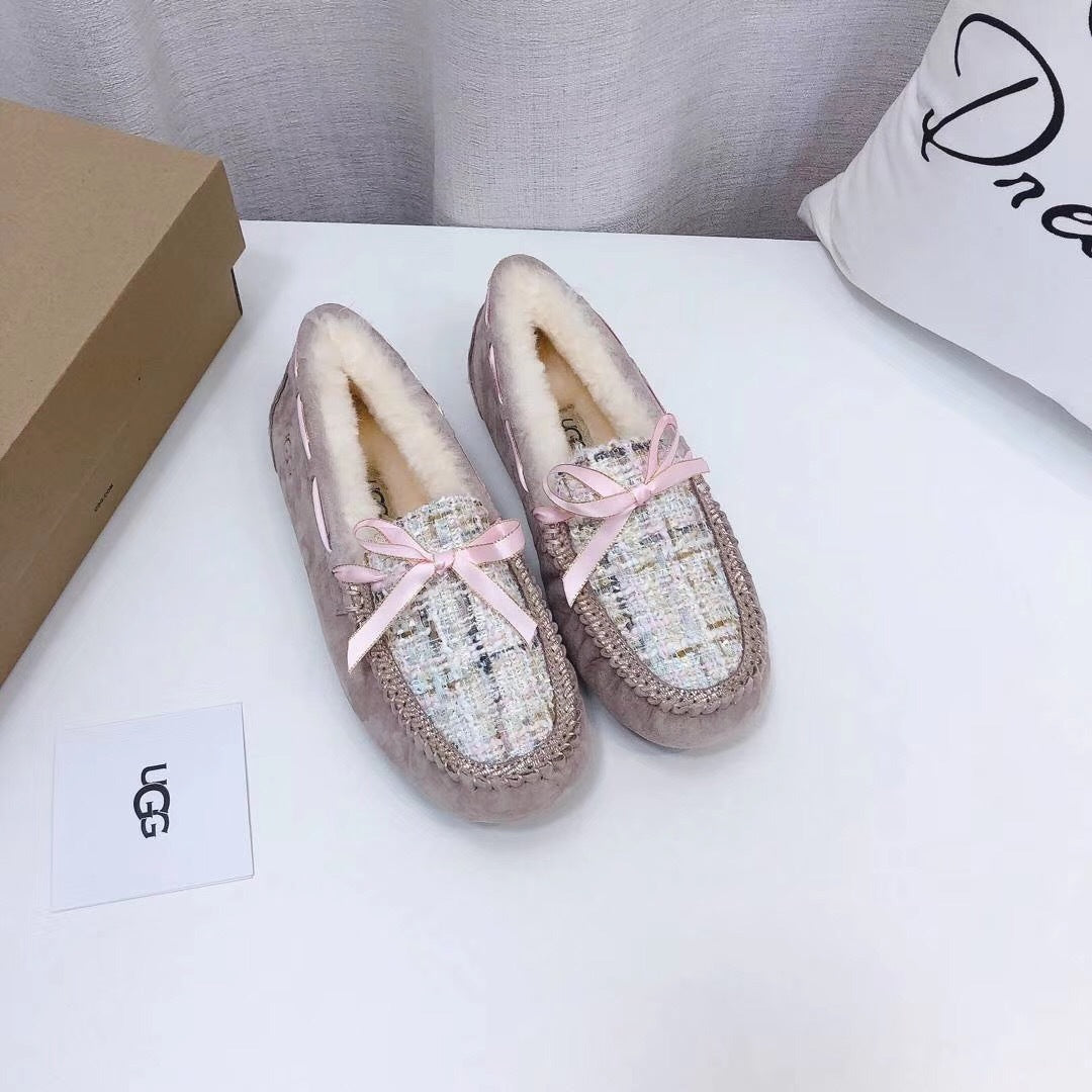 Dusk Pink Chanel-Style Pebble Loafers – Bold & Sophisticated