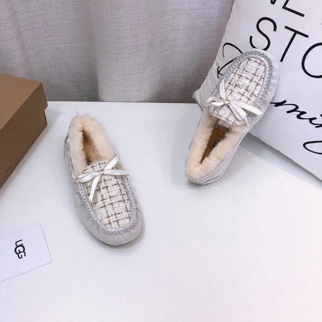 Pearl White Chanel-Style Pebble Loafers – Bold & Sophisticated