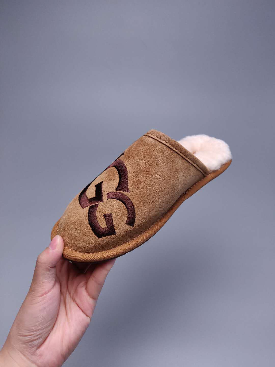 Chestnut G-Style Indoor Slippers – In Stock