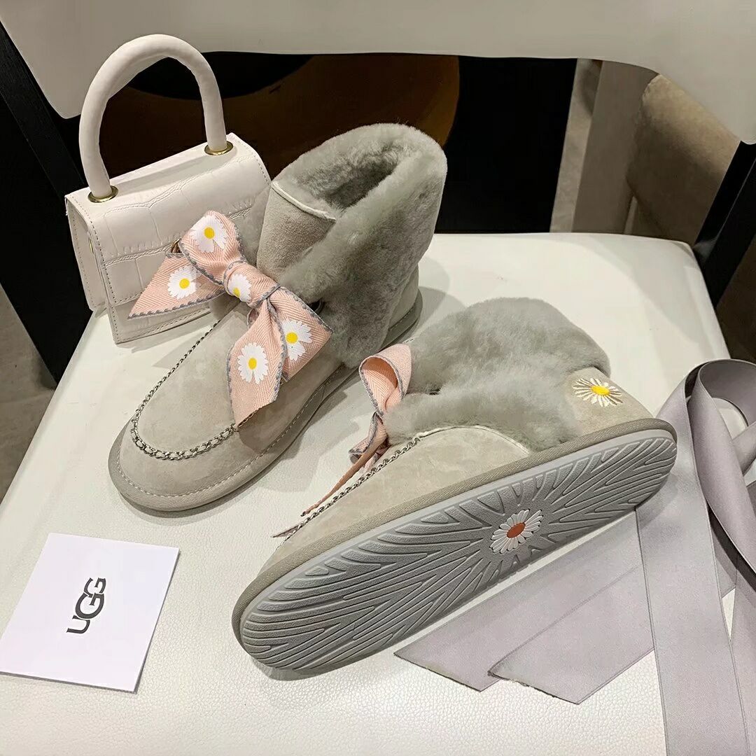 Gray Daisy Chain Ribbon Shoes – In Stock
