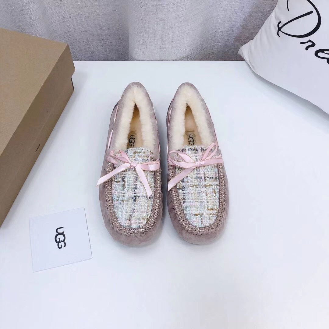Dusk Pink Chanel-Style Pebble Loafers – Bold & Sophisticated