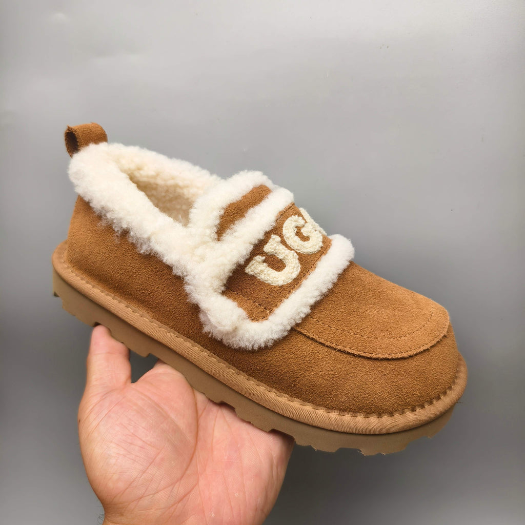 Chestnut Full-Wrap Big Logo Casual Shoes – In Stock