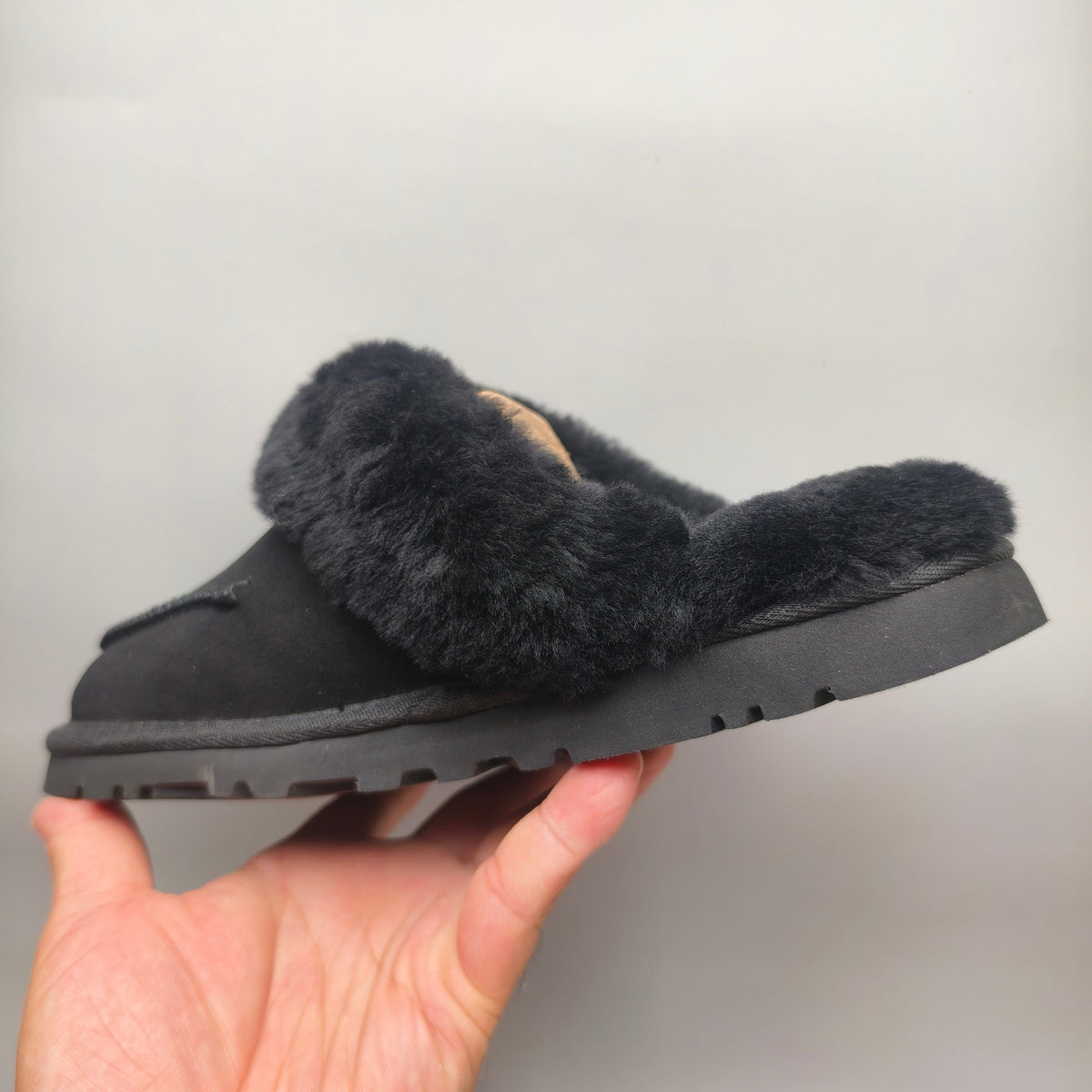 Black Casual Home Slippers – In Stock
