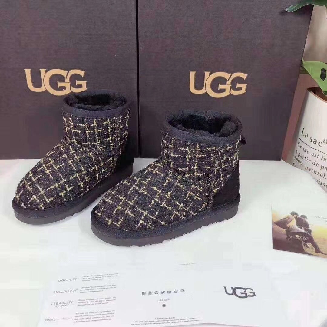 Chanel Black Kids Chanel-Style Snow Boots