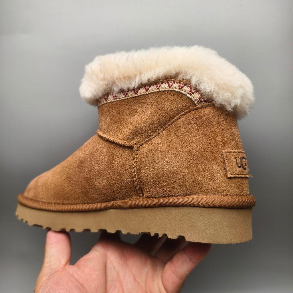 Chestnut Ethnic Style Low-Top Casual Shoes – In Stock