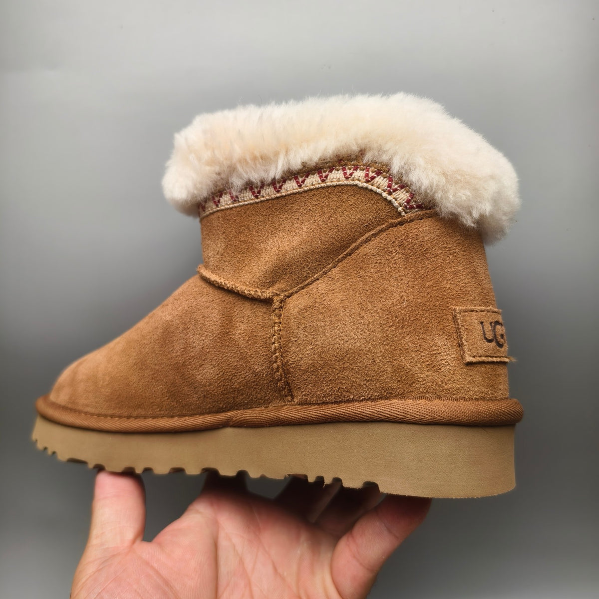 Chestnut Ethnic Style Low-Top Casual Shoes – In Stock