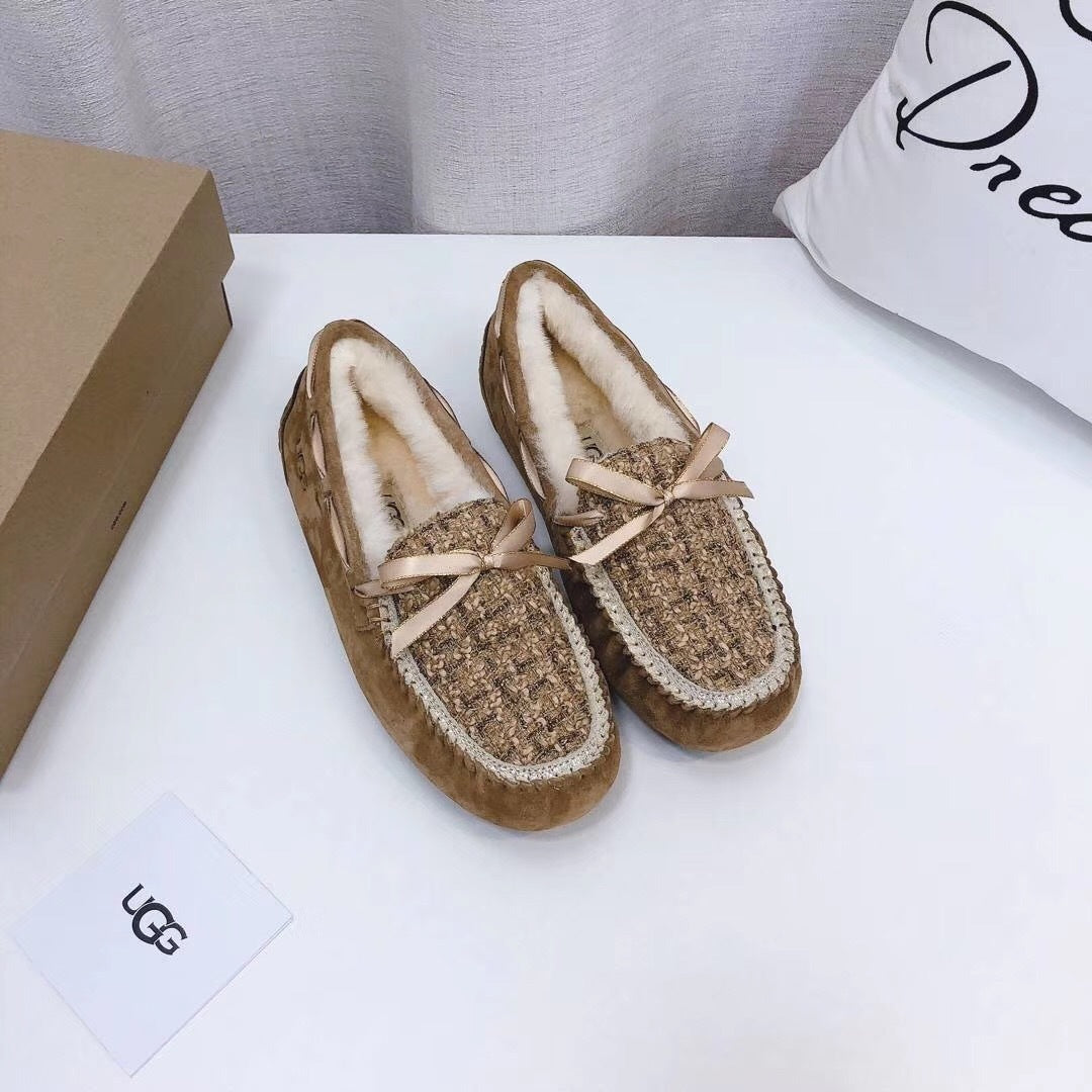 Chestnut Chanel-Style Pebble Loafers – Bold & Sophisticated