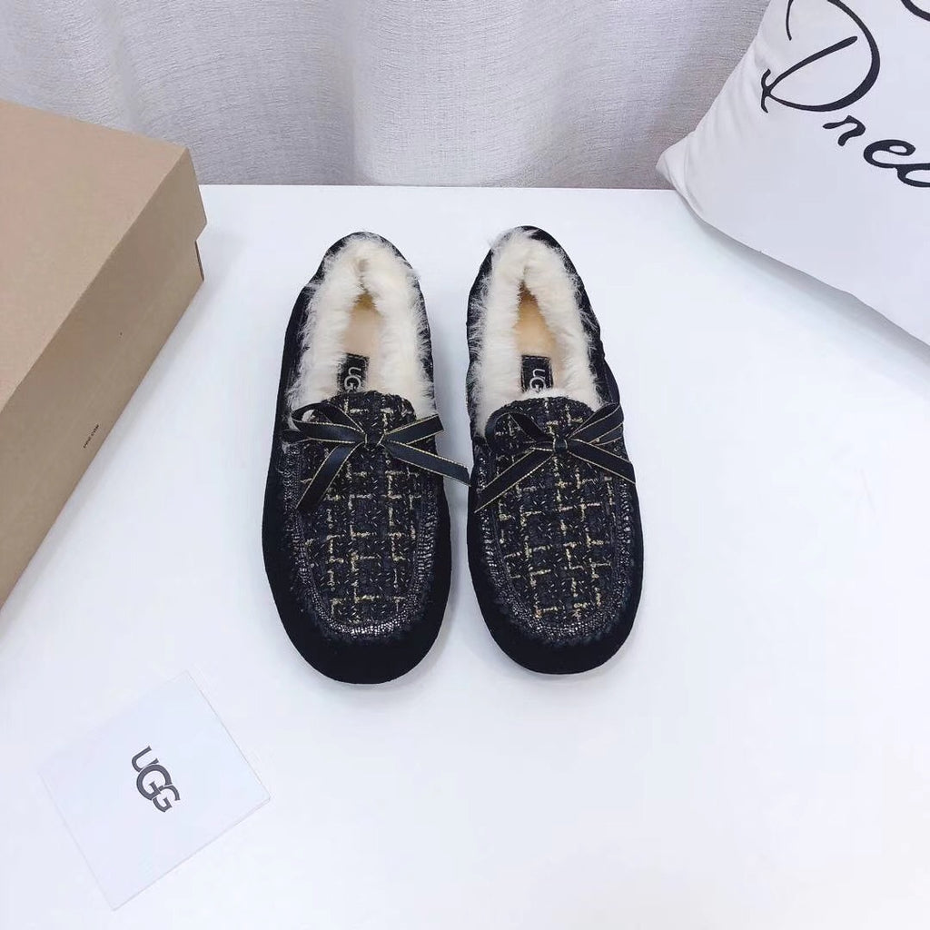 Black Chanel-Style Pebble Loafers – Bold & Sophisticated