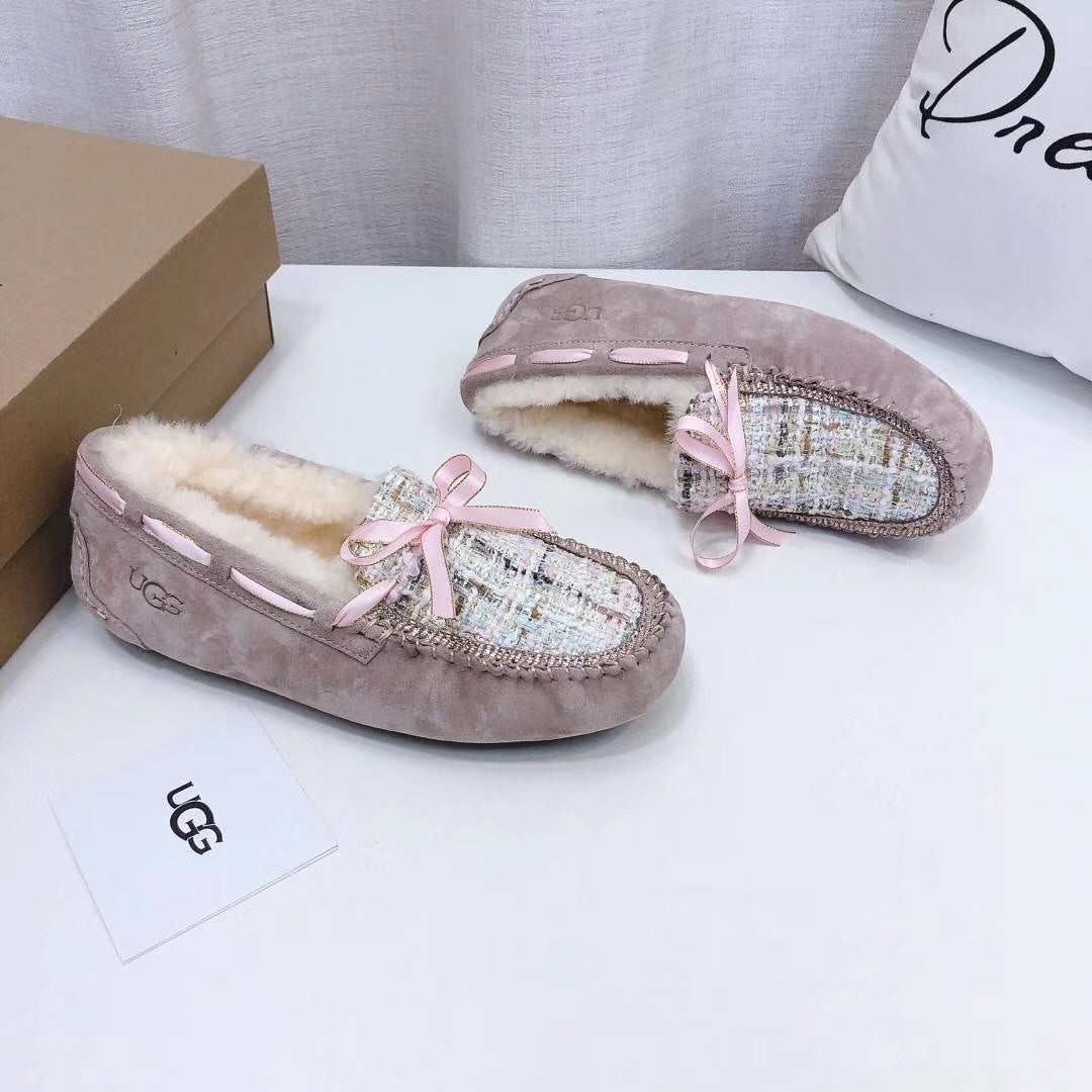 Dusk Pink Chanel-Style Pebble Loafers – Bold & Sophisticated