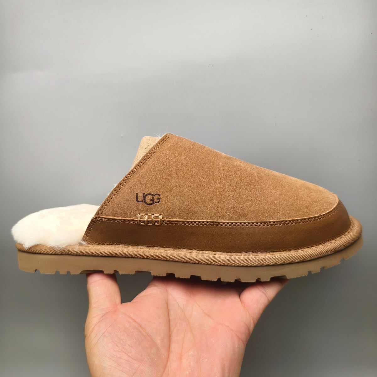 Chestnut Ultra-Light Casual Fuzzy Slippers Men's – In Stock