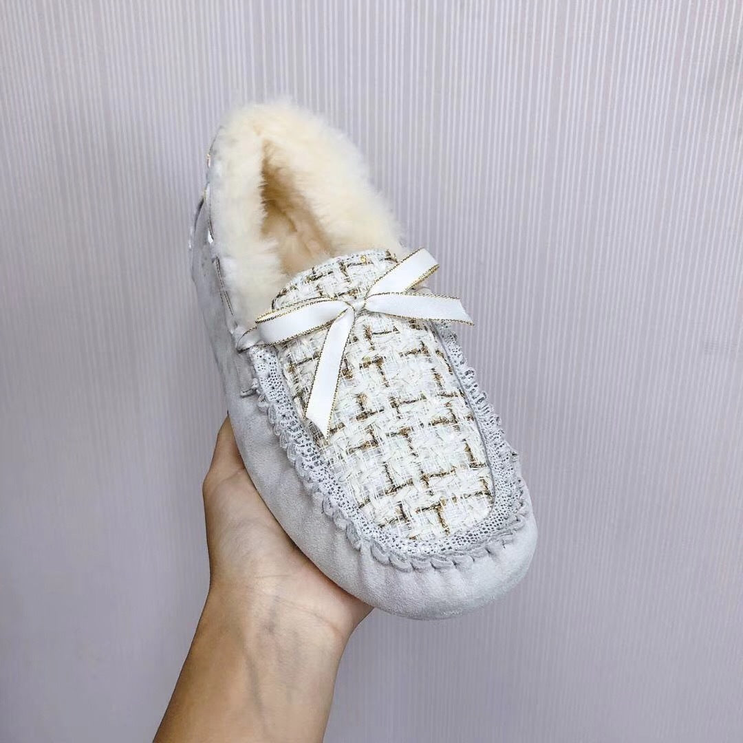Pearl White Chanel-Style Pebble Loafers – Bold & Sophisticated