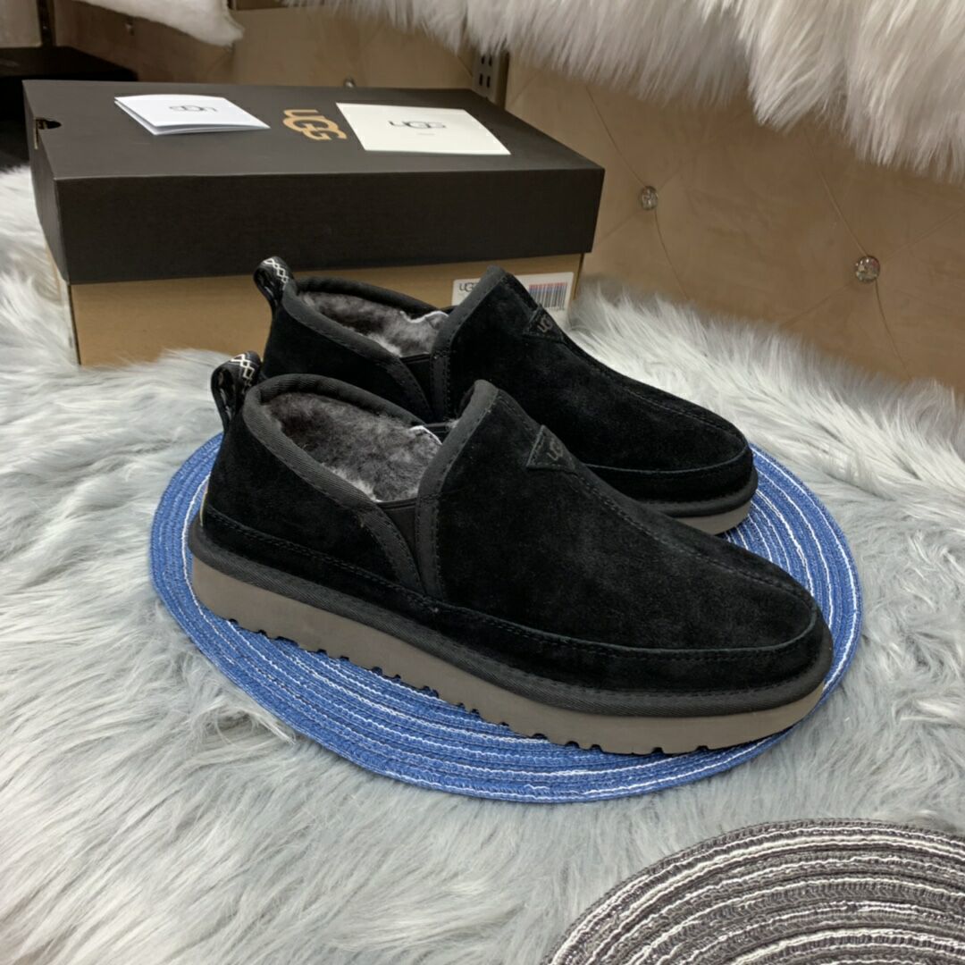 Black Men's Slip-On Low-Top Shoes – In Stock
